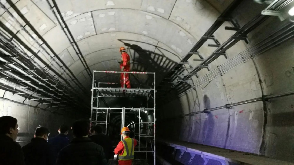 锦江地铁线路病害整治及养护维修